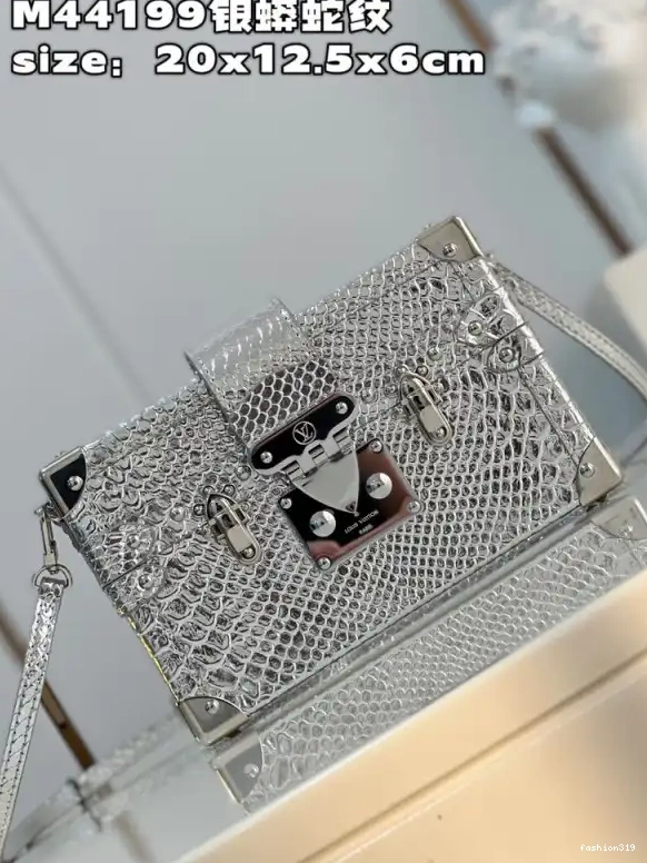 PETITE VUITTON LOUIS MALLE 0501